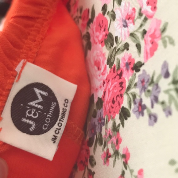 Strapless Boutique Fav with Lace - Picture 3 of 4